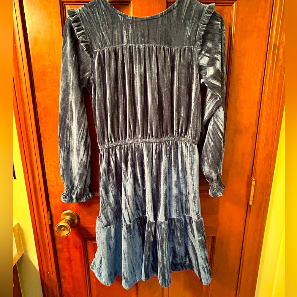 COLORFUL PLANET Blue Ruffled Tiered Dress with Bishop Sleeves. Size 14/16